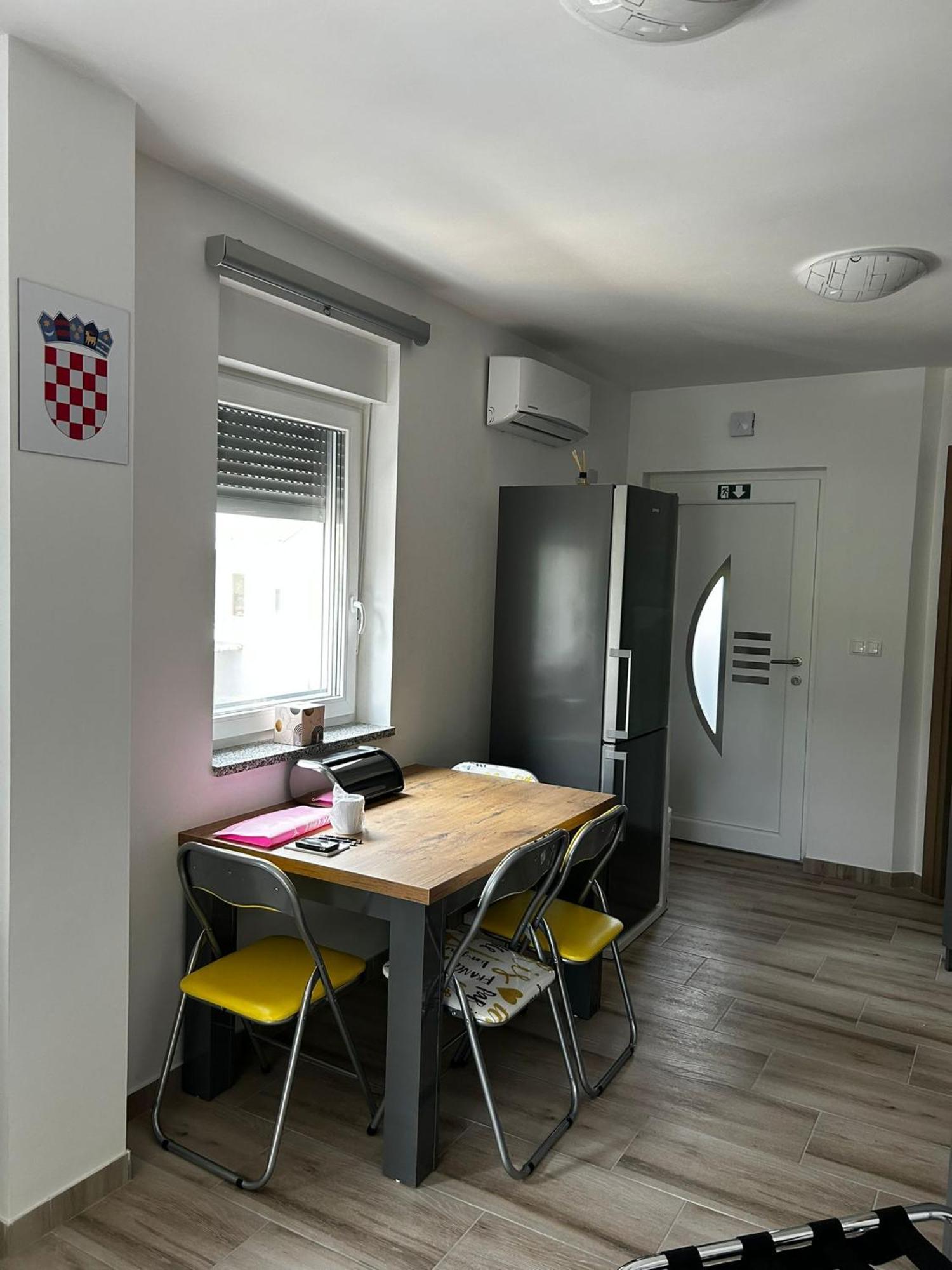 Apartmani Jedro Šilo Zewnętrze zdjęcie